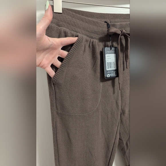 P.J. Salvage Solid Banded Pant (Joggers) - Picture 4 of 4